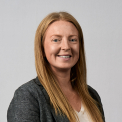 Jenni Stuart